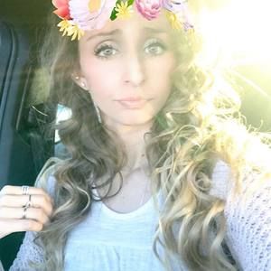 Meet your Posher, Alysha